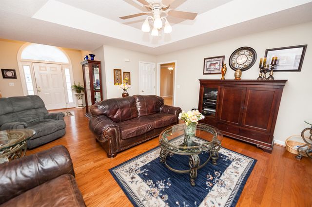 173 Bradford Crossing Drive, Roebuck, SC 29376