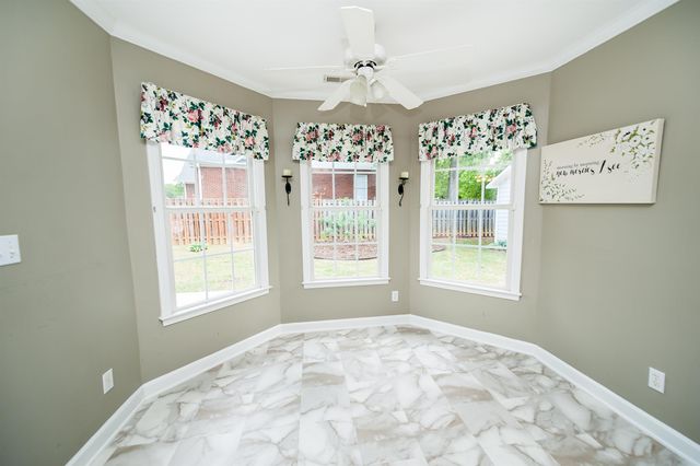 173 Bradford Crossing Drive, Roebuck, SC 29376