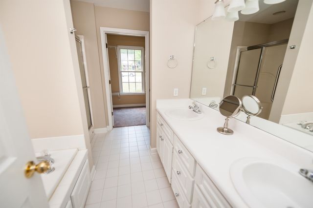 173 Bradford Crossing Drive, Roebuck, SC 29376