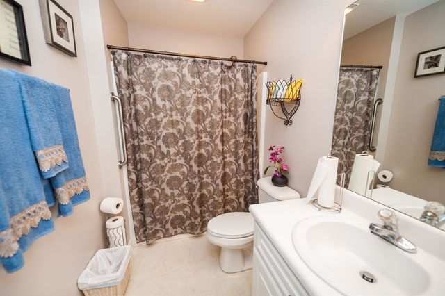 173 Bradford Crossing Drive, Roebuck, SC 29376