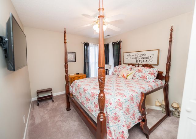173 Bradford Crossing Drive, Roebuck, SC 29376