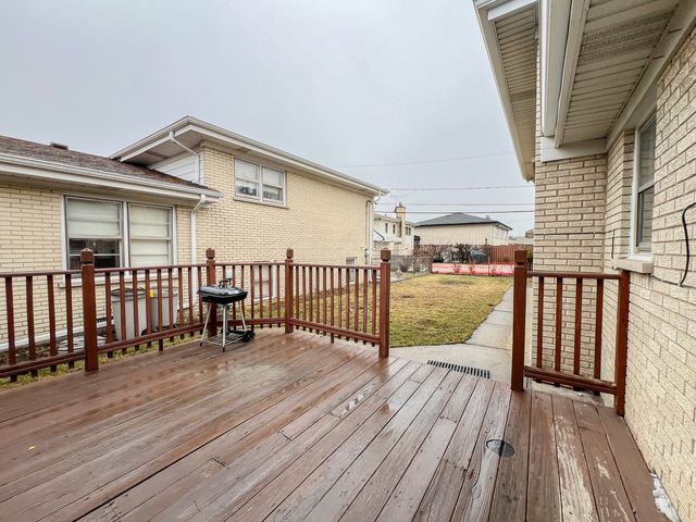 4716 N Thatcher Avenue, Norridge, IL 60706