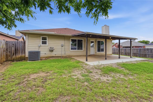 7101 Ranger Way, Fort Worth, TX 76133