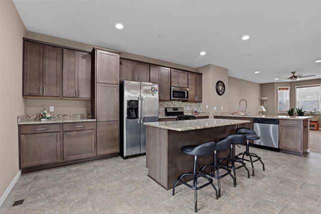 11920 Emery Village Drive N, Champlin, MN 55316