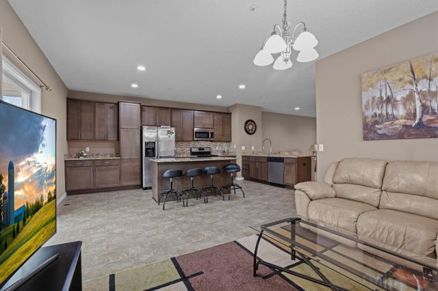 11920 Emery Village Drive N, Champlin, MN 55316