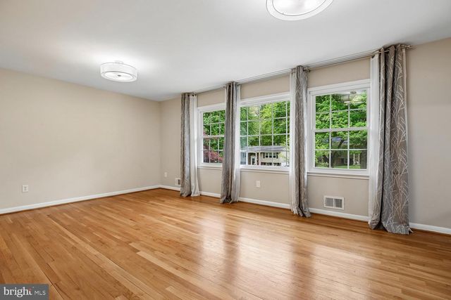 13714 DRAKE DR, Rockville, MD 20853