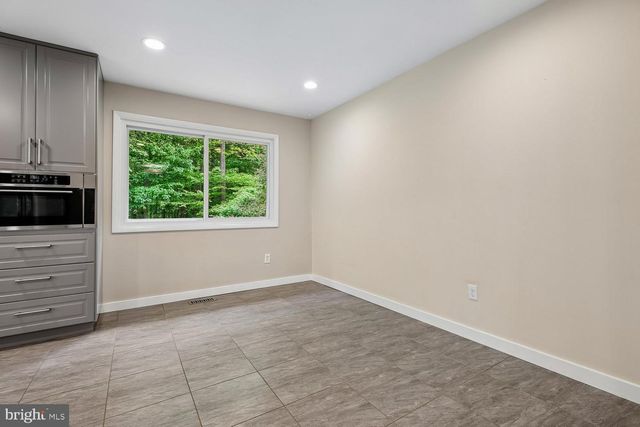 13714 DRAKE DR, Rockville, MD 20853