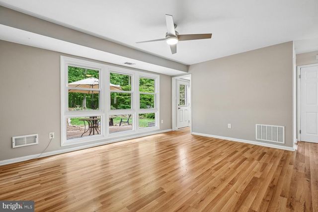 13714 DRAKE DR, Rockville, MD 20853