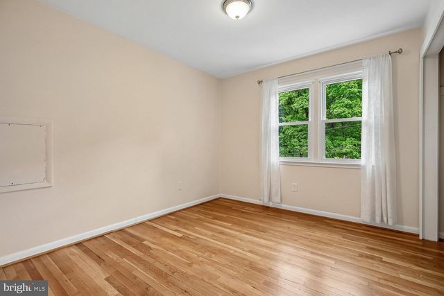 13714 DRAKE DR, Rockville, MD 20853