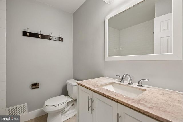 13714 DRAKE DR, Rockville, MD 20853