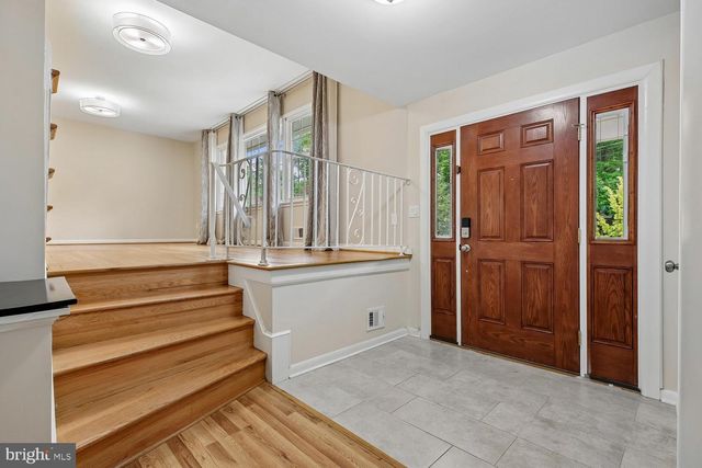 13714 DRAKE DR, Rockville, MD 20853