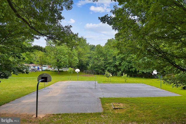 13714 DRAKE DR, Rockville, MD 20853