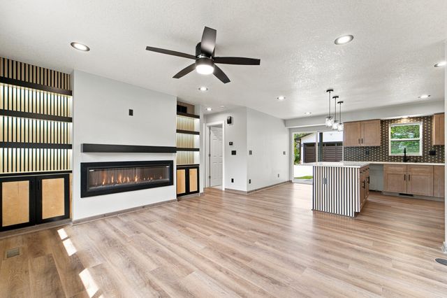 2536 Morton Avenue, Des Moines, IA 50317