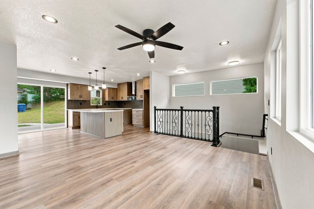 2536 Morton Avenue, Des Moines, IA 50317