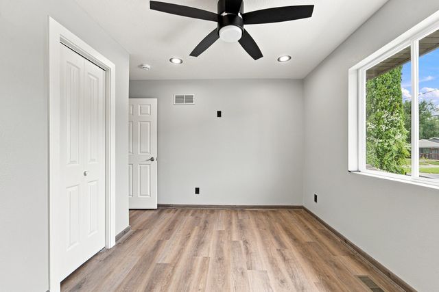 2536 Morton Avenue, Des Moines, IA 50317