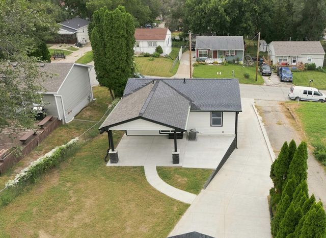 2536 Morton Avenue, Des Moines, IA 50317