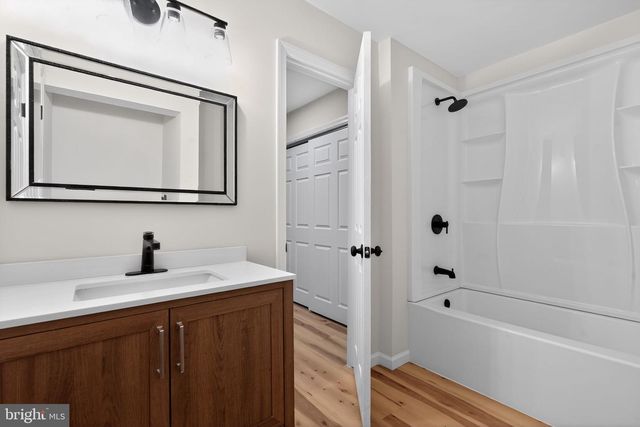 401 SHELBY CT, Sicklerville, NJ 08081