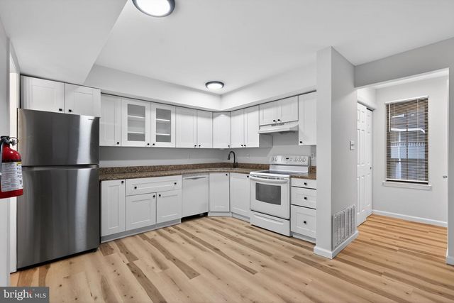 401 SHELBY CT, Sicklerville, NJ 08081