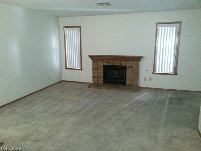 6647 West Tropicana Avenue 102, Las Vegas, NV 89103