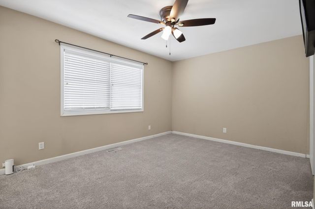 53 Mishawaka Drive, Rochester, IL 62563