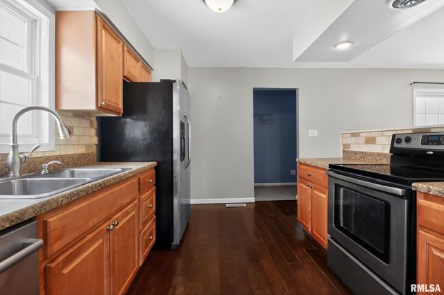 53 Mishawaka Drive, Rochester, IL 62563