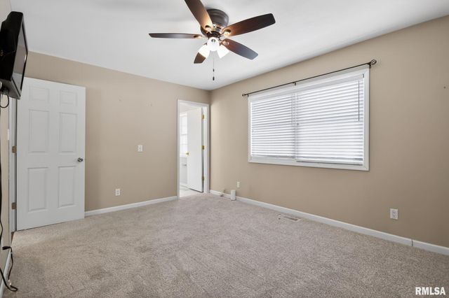 53 Mishawaka Drive, Rochester, IL 62563