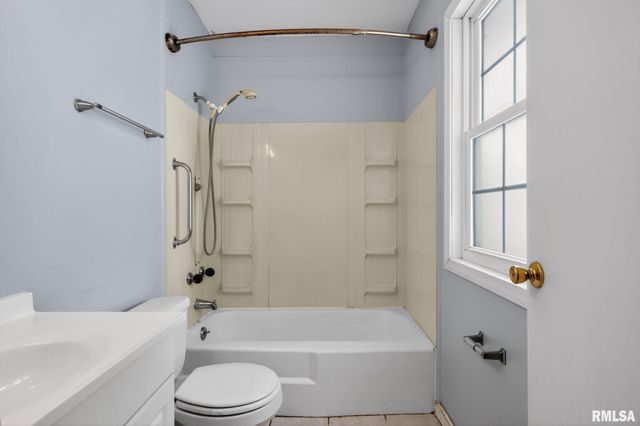 53 Mishawaka Drive, Rochester, IL 62563