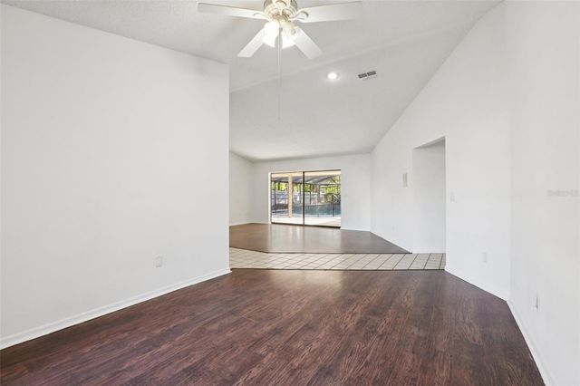 17922 CLEAR LAKE DRIVE, Lutz, FL 33548