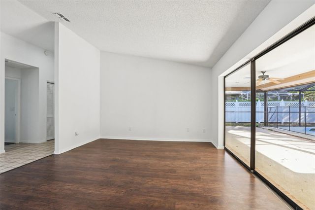 17922 CLEAR LAKE DRIVE, Lutz, FL 33548