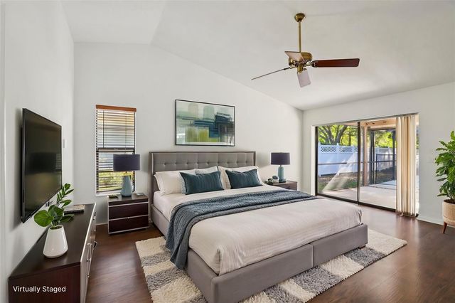 17922 CLEAR LAKE DRIVE, Lutz, FL 33548