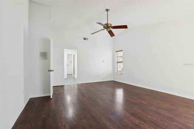 17922 CLEAR LAKE DRIVE, Lutz, FL 33548