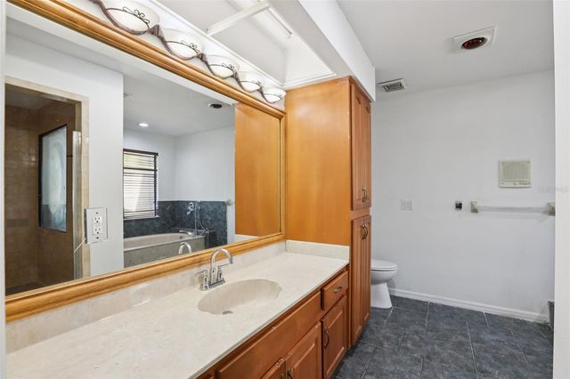 17922 CLEAR LAKE DRIVE, Lutz, FL 33548