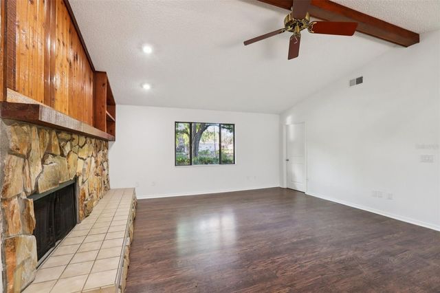 17922 CLEAR LAKE DRIVE, Lutz, FL 33548