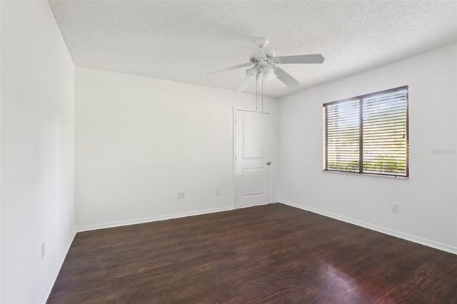 17922 CLEAR LAKE DRIVE, Lutz, FL 33548