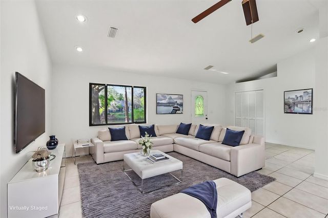 17922 CLEAR LAKE DRIVE, Lutz, FL 33548