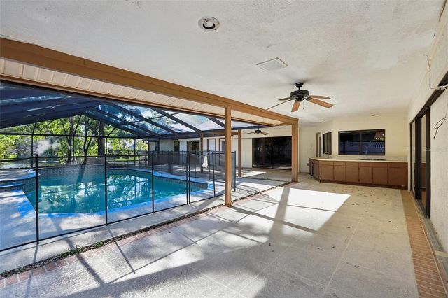 17922 CLEAR LAKE DRIVE, Lutz, FL 33548