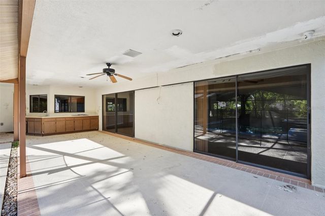 17922 CLEAR LAKE DRIVE, Lutz, FL 33548