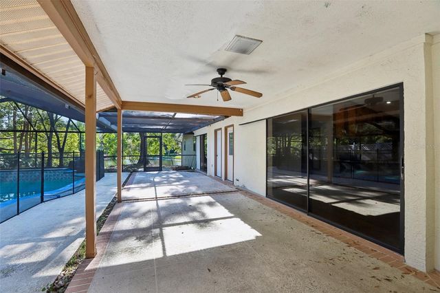 17922 CLEAR LAKE DRIVE, Lutz, FL 33548