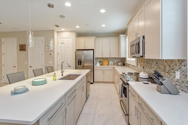 1495 LAKE GEORGE DRIVE, Lake Mary, FL 32746