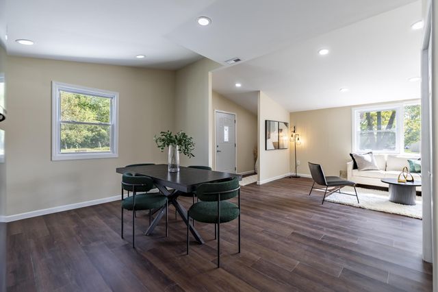 12704 Whitcomb Street, Crown Point, IN 46307