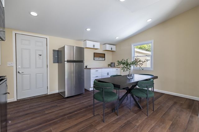 12704 Whitcomb Street, Crown Point, IN 46307