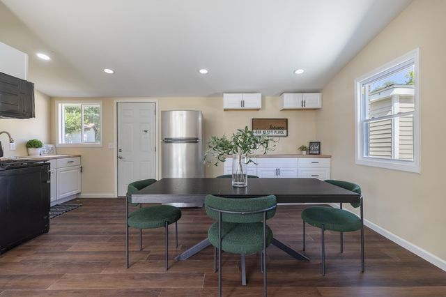 12704 Whitcomb Street, Crown Point, IN 46307