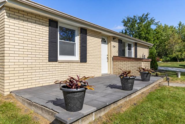12704 Whitcomb Street, Crown Point, IN 46307