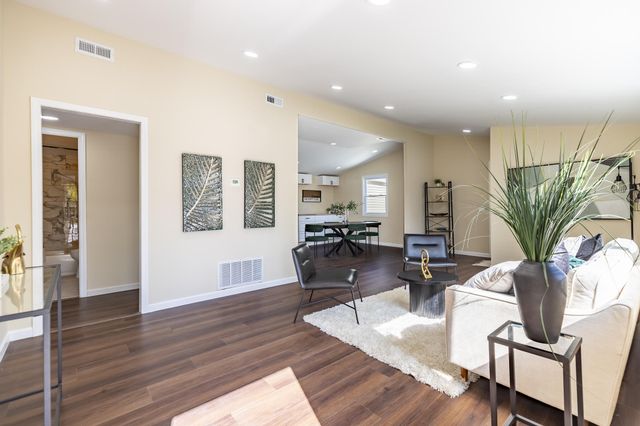 12704 Whitcomb Street, Crown Point, IN 46307
