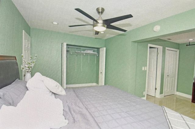 124 Davis Road, Palm Springs, FL 33461