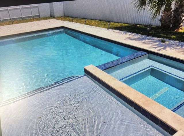 124 Davis Road, Palm Springs, FL 33461