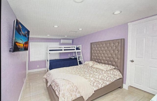 124 Davis Road, Palm Springs, FL 33461