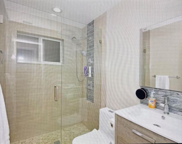 124 Davis Road, Palm Springs, FL 33461