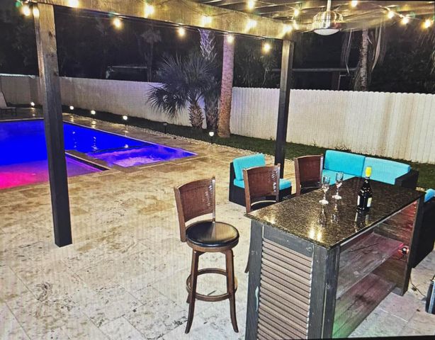 124 Davis Road, Palm Springs, FL 33461