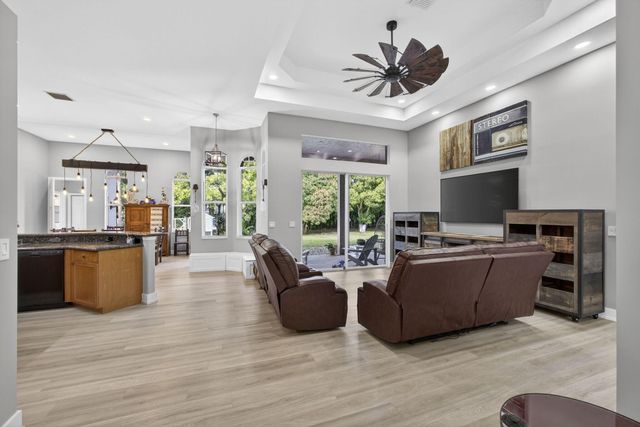 16107 86th Street N, Loxahatchee, FL 33470